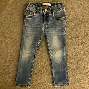 Levi’s jeans 510 skinny with stretch. EUC toddler 3T